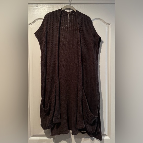 Free People Brown Sloppy Pocket Sleeveless Cardigan - Size M - Picture 4 of 8